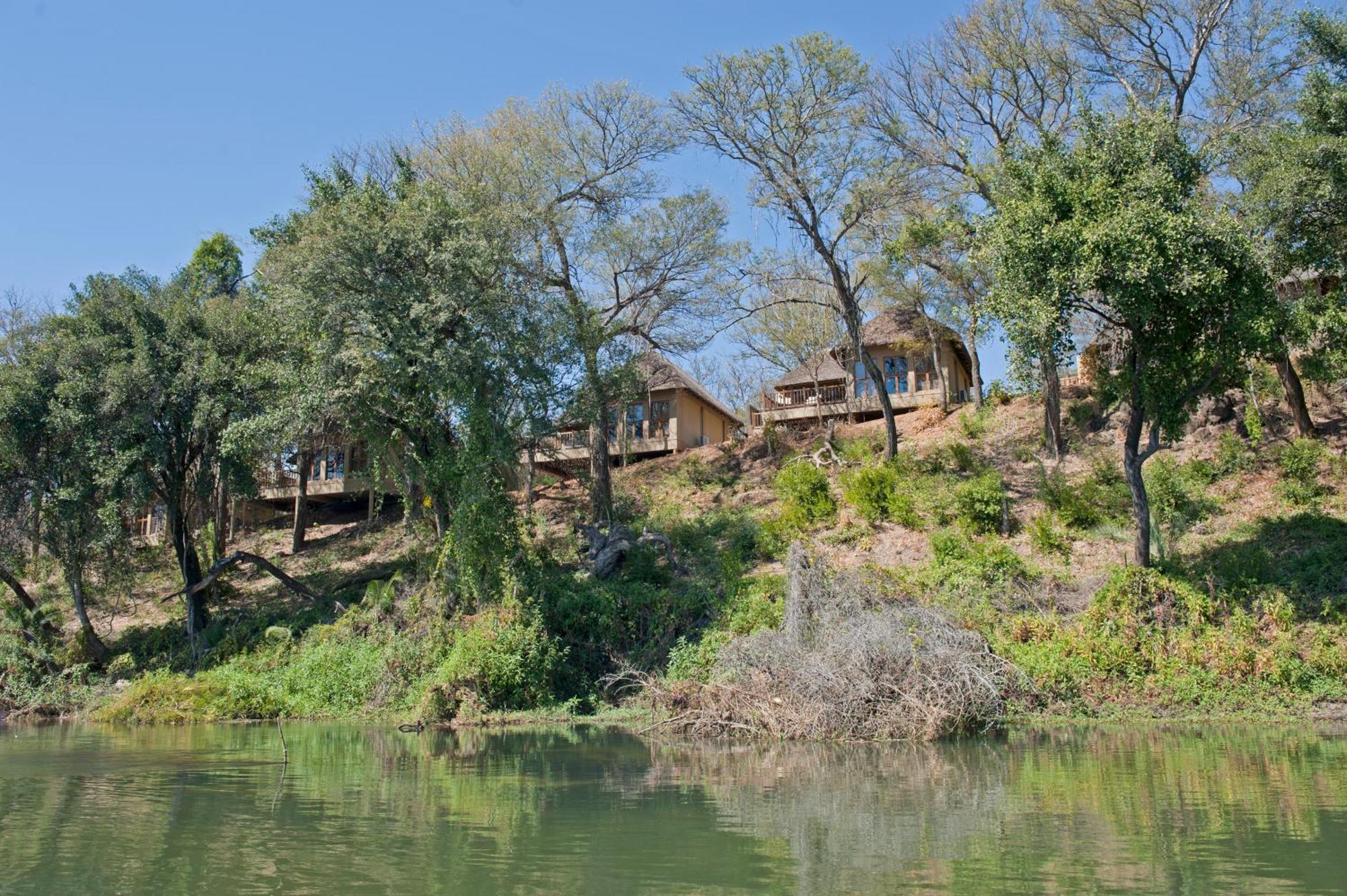 Bagani Divava Okavango Resort & Spa מראה חיצוני תמונה