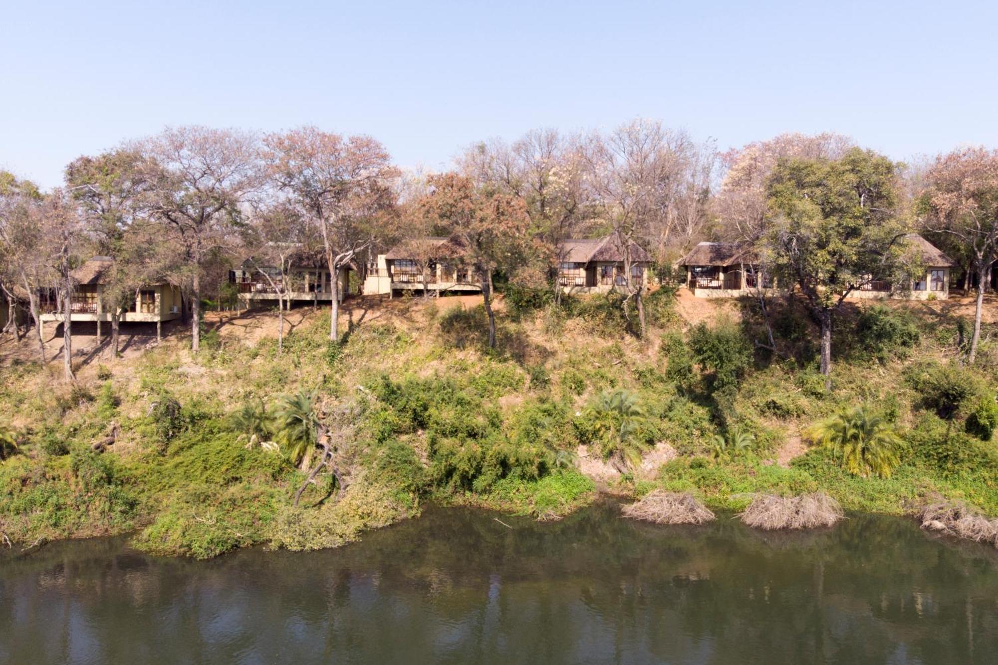 Bagani Divava Okavango Resort & Spa מראה חיצוני תמונה